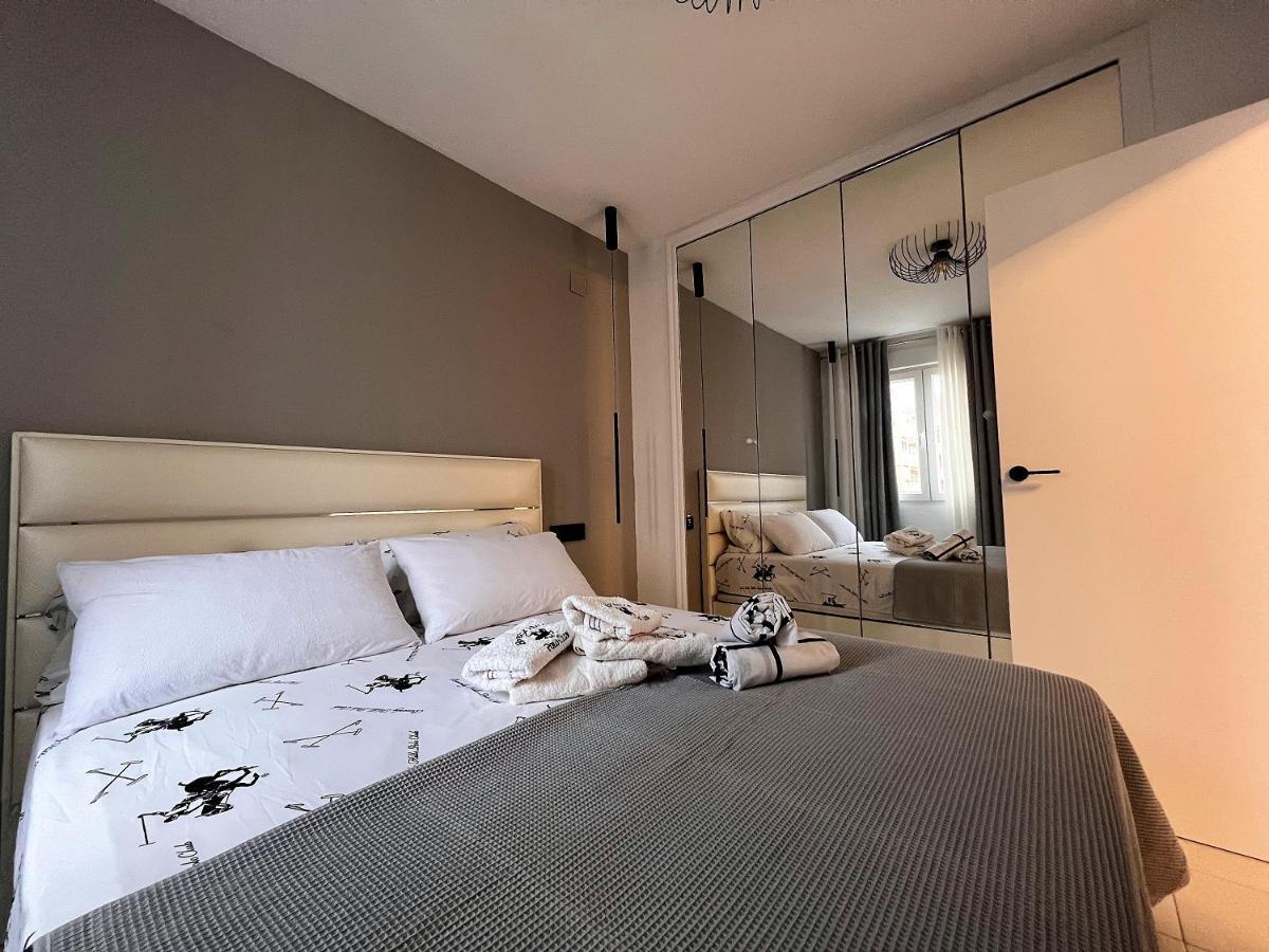 Holiday Suite Virgin De La Paloma Торрев'єха Екстер'єр фото